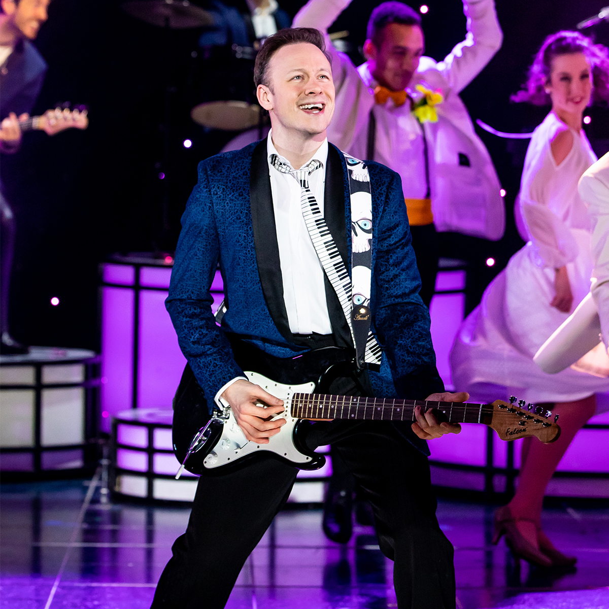 Final week! Don't miss this hilarious romantic comedy musical! 🤩🤩🤩 

🎟 troubadourtheatres.com/wembley-park/w…

#theweddingsinger #weddingsinger #musical #saturdaynight #londontheatre @troubadourWPark <a href="/keviclifton/">Kevin Clifton</a>