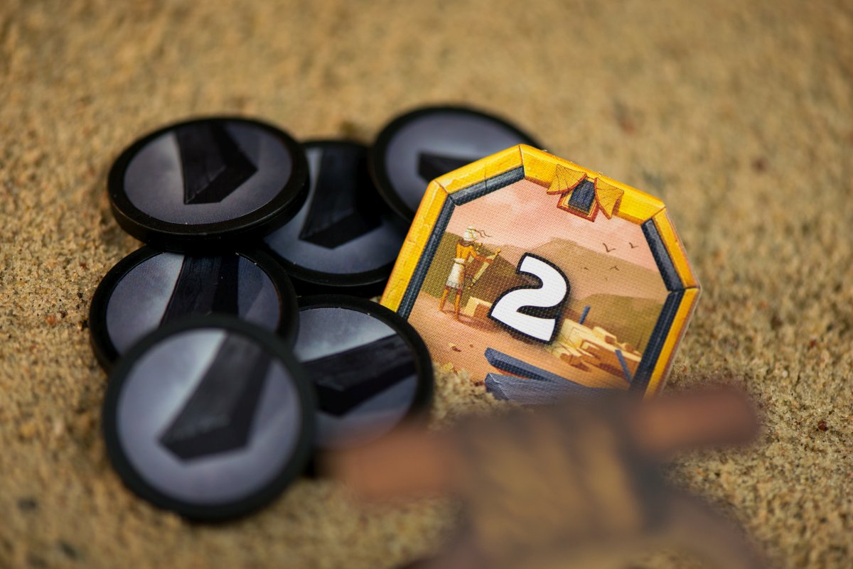 Asmodee_es's tweet photo. Traza tu estrategia y consigue las losetas que necesitas en Ankh'Or. Pero cuidado con el uso de los Ankhs... ¿Quién sabe si tu próximo turno será un triunfo o será saboteado por otro jugador?
💠 #AnkhOr
@SpaceCowboys1
@BoardgameShot
https://t.co/m9PqFILoPZ https://t.co/a59J6O8xQH