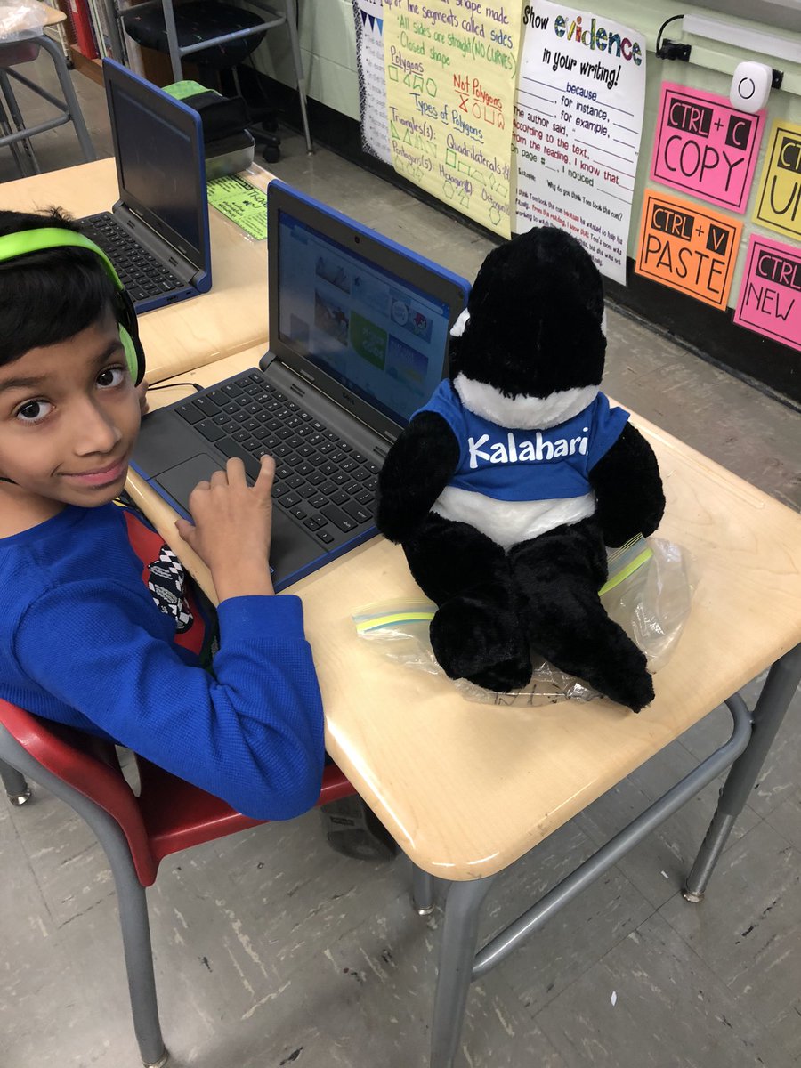 MissNapolitano's tweet photo. Loving all this support for our #NationalHonorSociety fundraiser #QuartersForKoalas π¨πβ€οΈ #BuildingGlobalCitizens #StudentLedCharity @25Lafayette https://t.co/ss7cBbnfUk