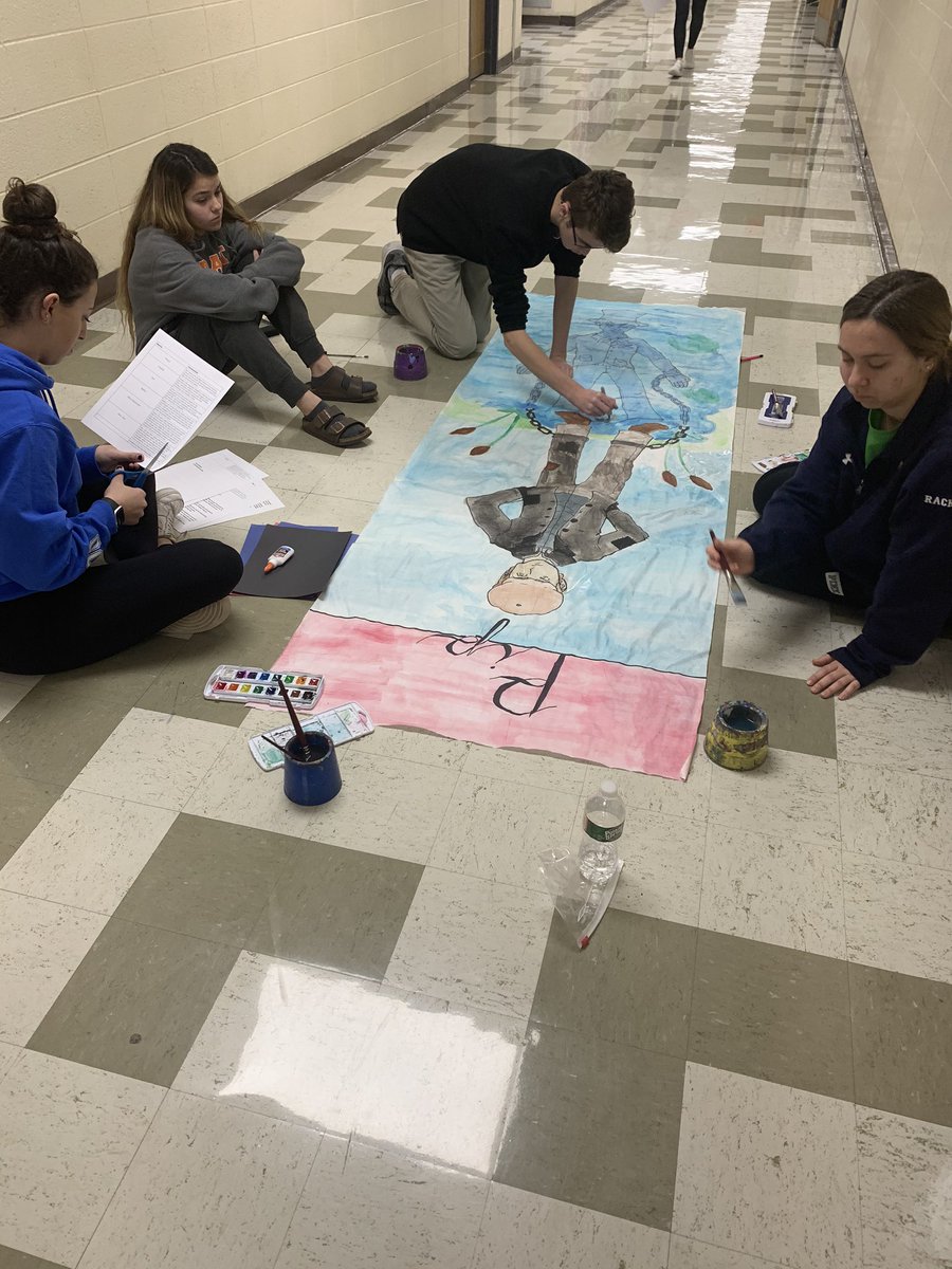 MrsSchmidtRox's tweet photo. The AP Literature Great Expectations Body Bios are underway! #AtTheRox https://t.co/6FCPRuLBGx