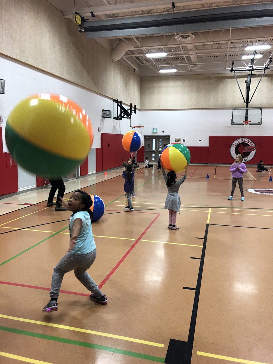 Cold outside, but beach ball weather in here @stalphonsaDP <a href="/MsPileggi/">Ms. Pileggi</a> <a href="/MrCaparas/">{Mr. C}</a>