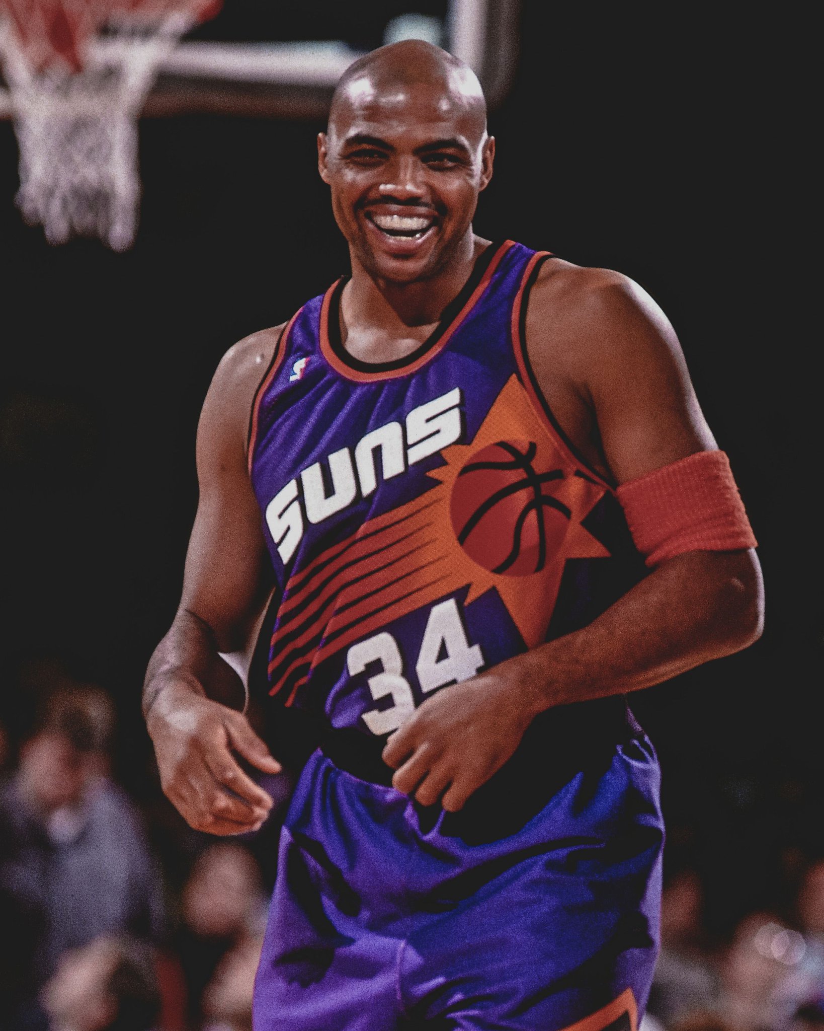 Happy Birthday to Hall of Famer & 92-93 League MVP, Charles Barkley!   