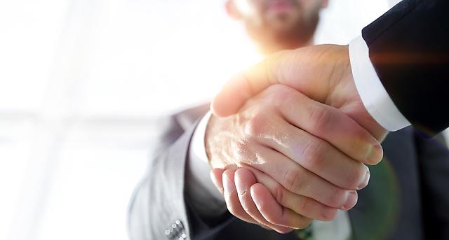 Dt_Aerzteblatt's tweet image. Interprofessionelle Zusammenarbeit braucht Energie und Überzeugung:  Bern – Eine gute Zusammenarbeit verschiedener Berufsgruppen wird immer mehr zum Erfolgsfaktor in der Gesundheitsversorgung. Die Schweizerische Akademie der Medizinischen… dlvr.it/RQQVNs #IPZ