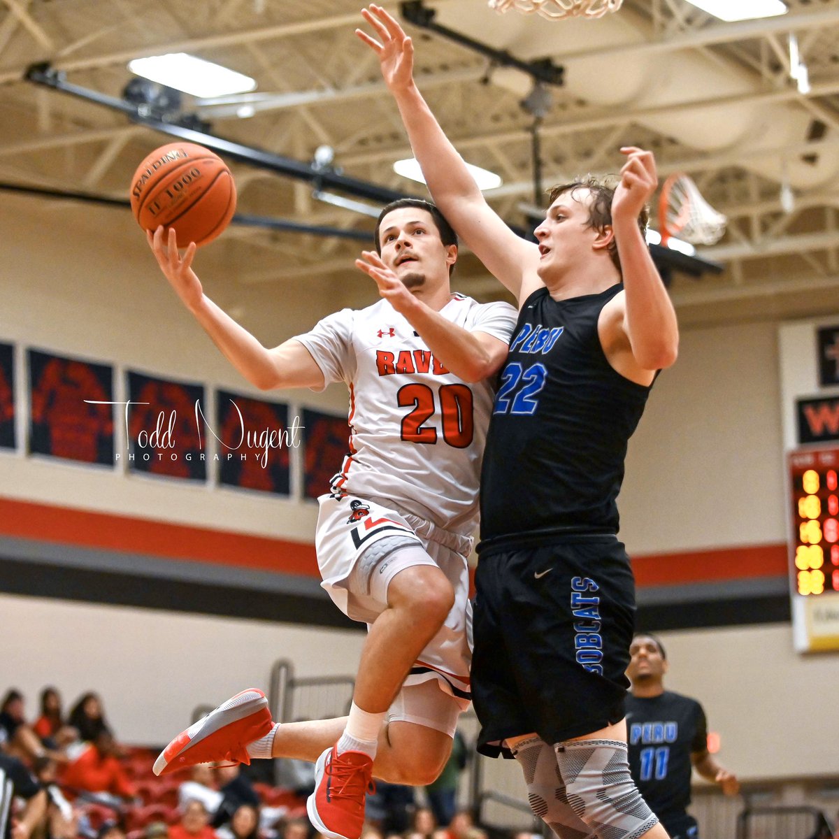 tanugent12's tweet photo. A few shots of @RavenMBB vs Peru St. #NAIA #basketball @BenedictineKS @ravenathletics @RavenGameDay https://t.co/j4IGvvtC6m