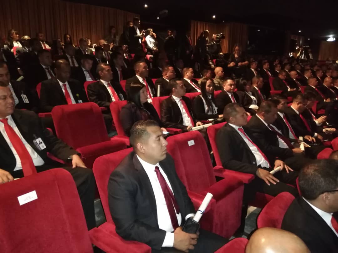 Creemos en la generación de relevo de la policía científica #InvestigadoresCicpc