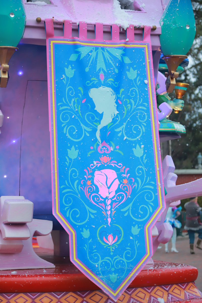 ワールドオブフローズン ミュージックボックス アレンデール 舞い上がりすぎたアレンデール。 | もっつぁれらのつぶやき╰(*´︶`*)╯♡