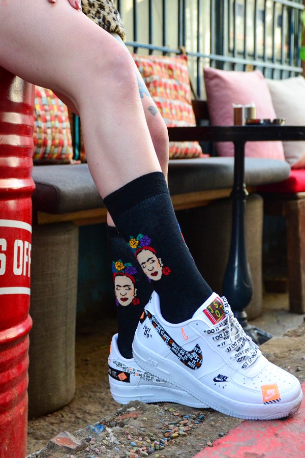 CorapTintin's tweet photo. Güzellik ve çirkinlik bir seraptır. Eninde sonunda herkes içinizi görür
- Frida Kahlo
https://t.co/cOdYCKAYMo https://t.co/5d9B6evahO