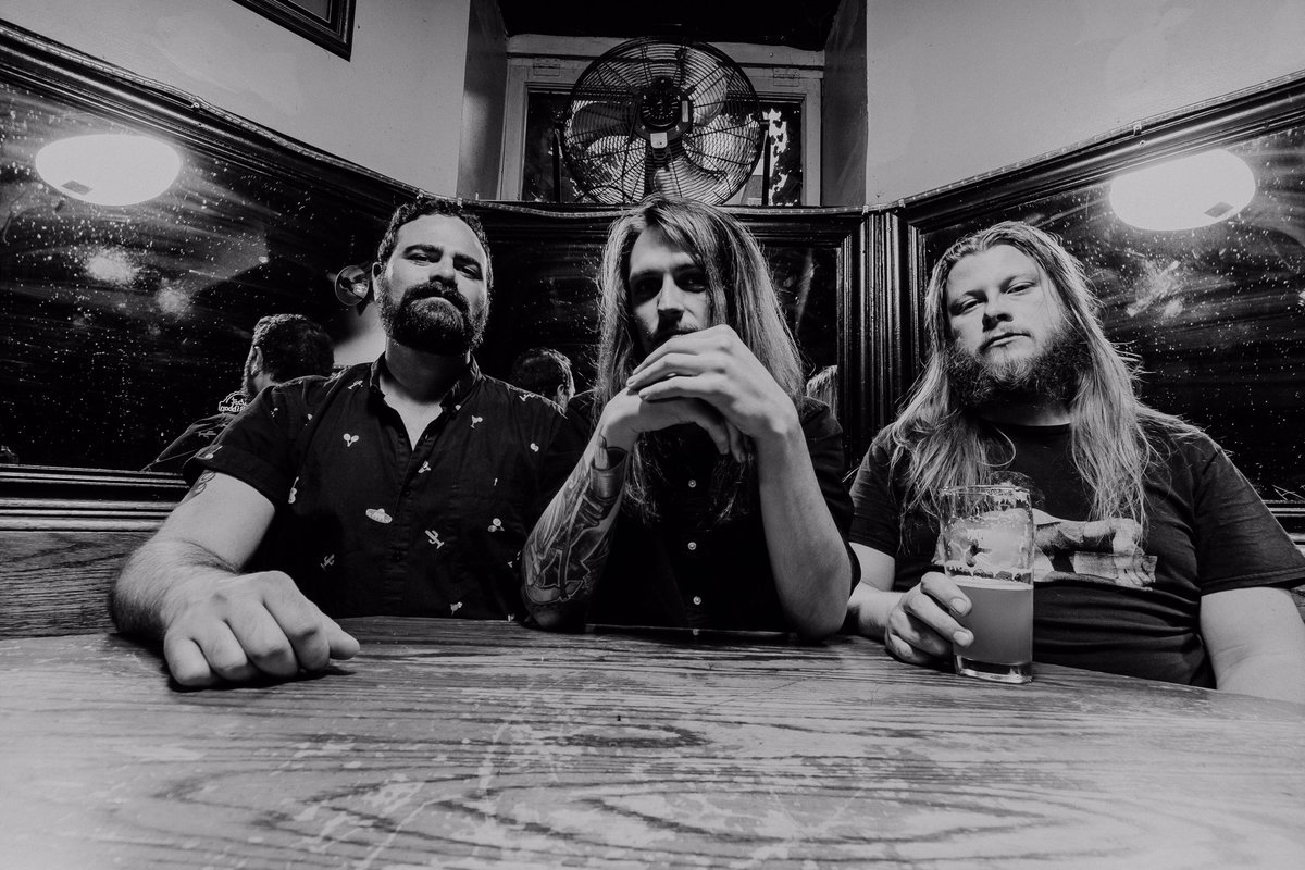 OTTAWA! Catch us at <a href="/BabylonOttawa/">Babylon</a> Feb 29th w/ @ExEbandCA, <a href="/TRexMarathon/">T-Rex Marathon</a>, Waistline, and Wyntr. Tickets available now. DM us for yours! #onionface #whatyouvedone #ottawa #rocknroll