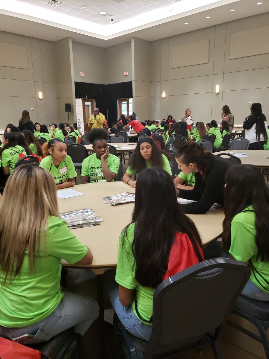 Simone Barnes tweet media