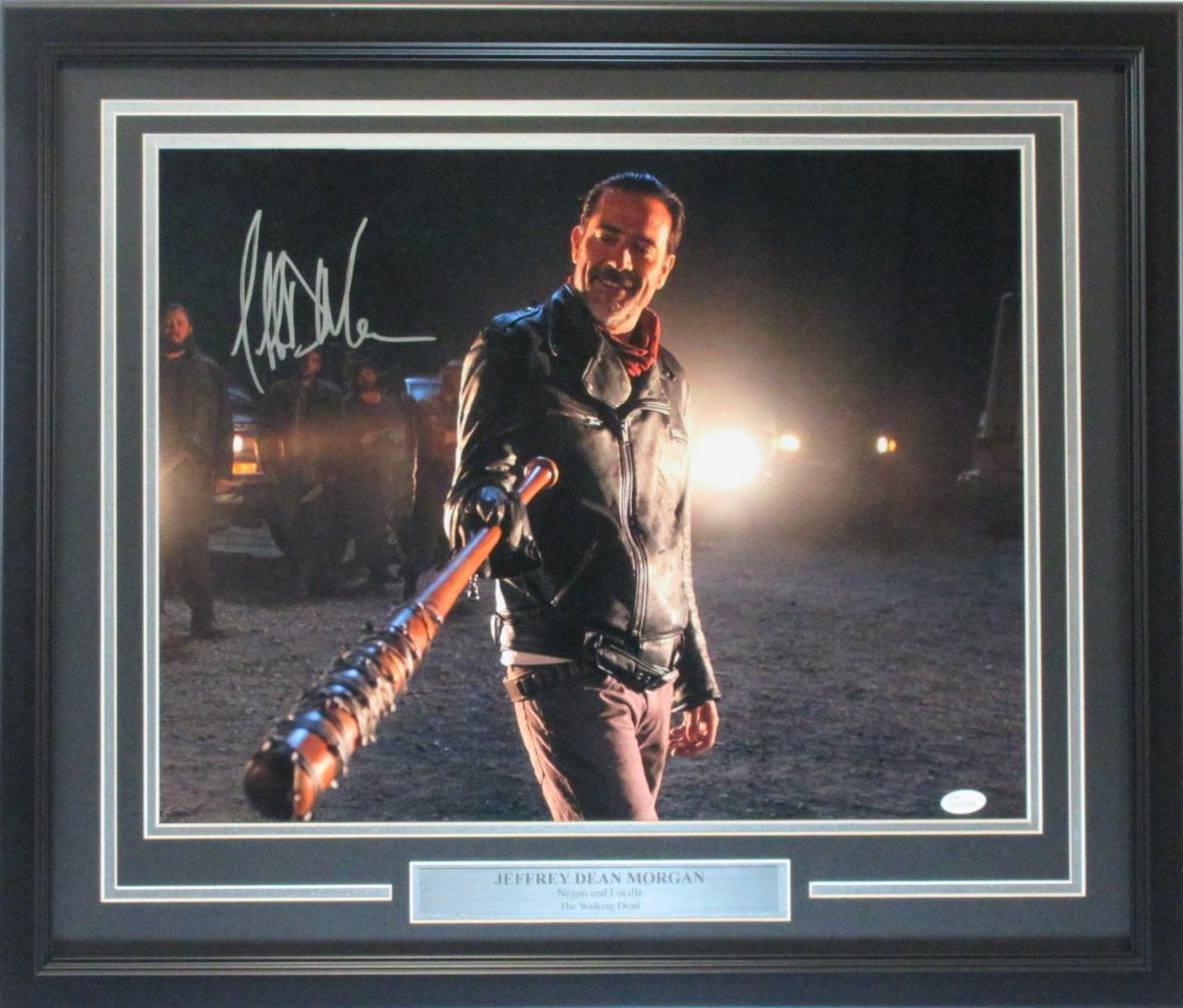 SportsVaultShop's tweet photo. The Walking Dead https://t.co/Pf2bSWzHx6 https://t.co/Lnulao6t5i