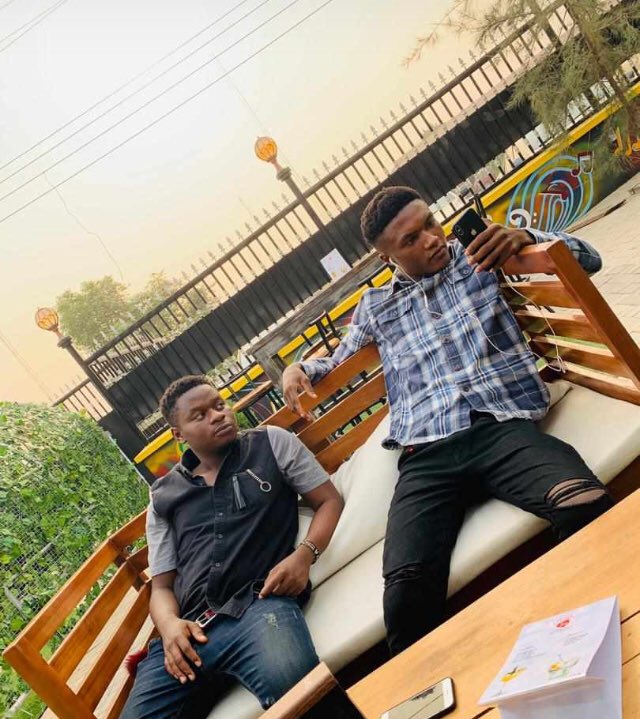 DopeshirtsNG's tweet photo. Always appear fresh and clean shirts available at N2,000 each .
Shirts Sizes :S,M,L,XL,XXL
#chloroquine #chrisbrown #iphone6 #saraki #Eddiemurphy #Buhari #ProphetMuhammad #madeinlagos #Braithwaite #fireboy #TravelBetaForLess #Givingbirthinnigeria #AwonTachaGeng https://t.co/tHwX3sPEwR