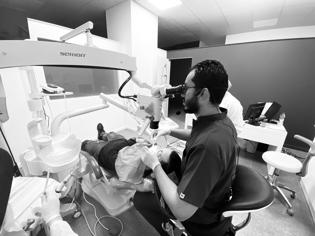 Microscopia2020's tweet photo. When Endodontic become a Passion !
With great candidates.
Micro Scopia 🔥
#Endodontic #MFL #Passion #Microscopia
#Endoresto #Semorr https://t.co/M9mj1JcwGo
