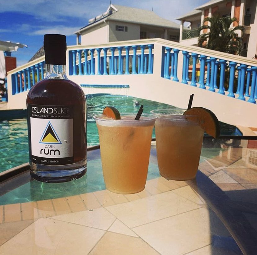islandslicerum's tweet photo. 🇱🇨🍹Chasing winter blues rum sour style. 🥰Rum Sun Fun🏝
#cocktailsofinstagram #cocktaillovers #rumfusion #rumcocktail #islandslice #darkandrummy #craftedmixology #sunandrum #drinkspiration #santalucia #smallbusiness #islandslice https://t.co/HqWOm0YHTI