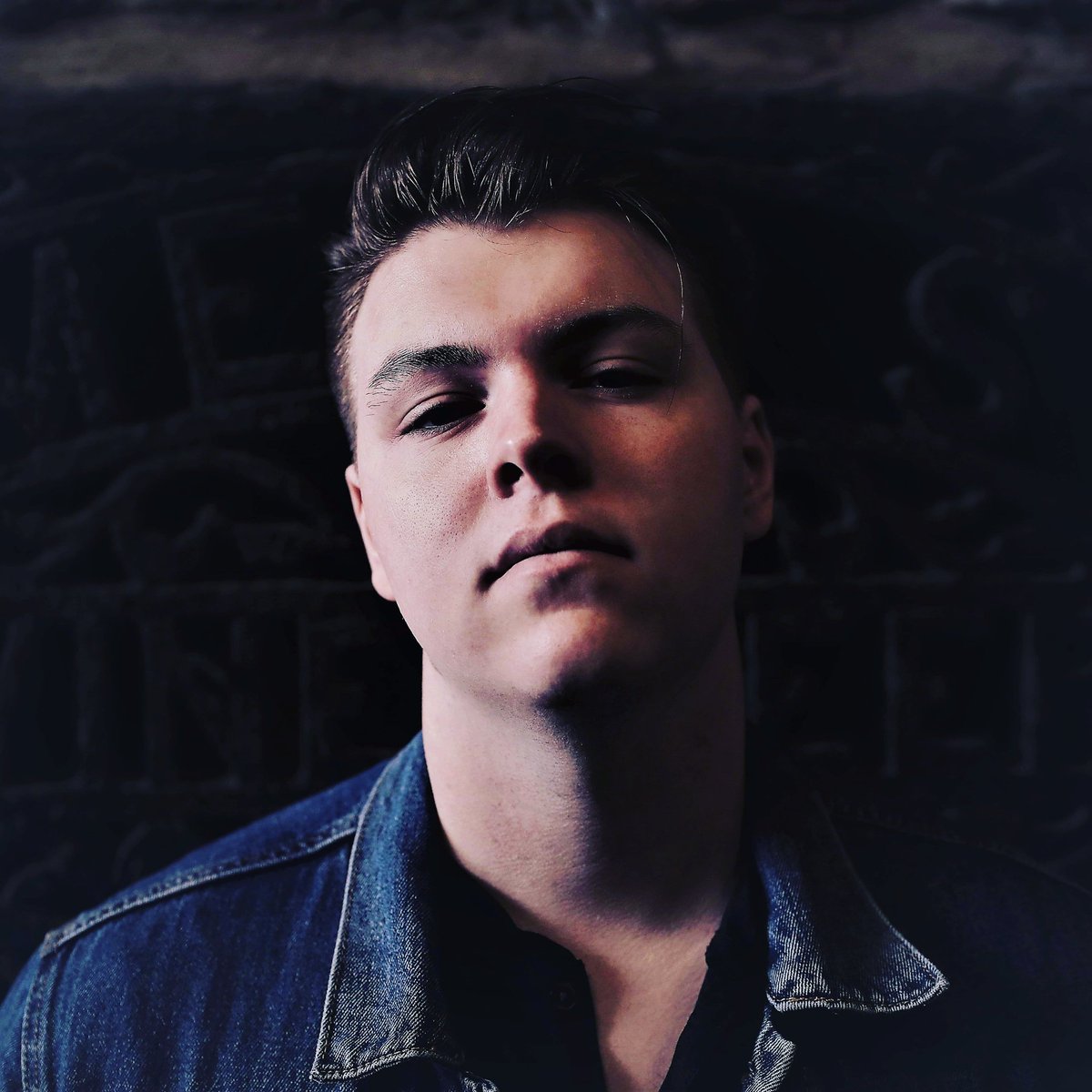 CalumJonesMusic's tweet photo. My brand new single 'Into The Dark' comes out tomorrow... make sure you're ready and pre-save it now - https://t.co/7VbJU5fAIv
#CJFAMILY #MUSICISFAMILY #SEEYOUATTHEBAR #letsgetrockin #LETSROCK2020 #music #newmusic #newsingle #newmusicvideo #musicvideo #intothedark https://t.co/E5MEwcasAX