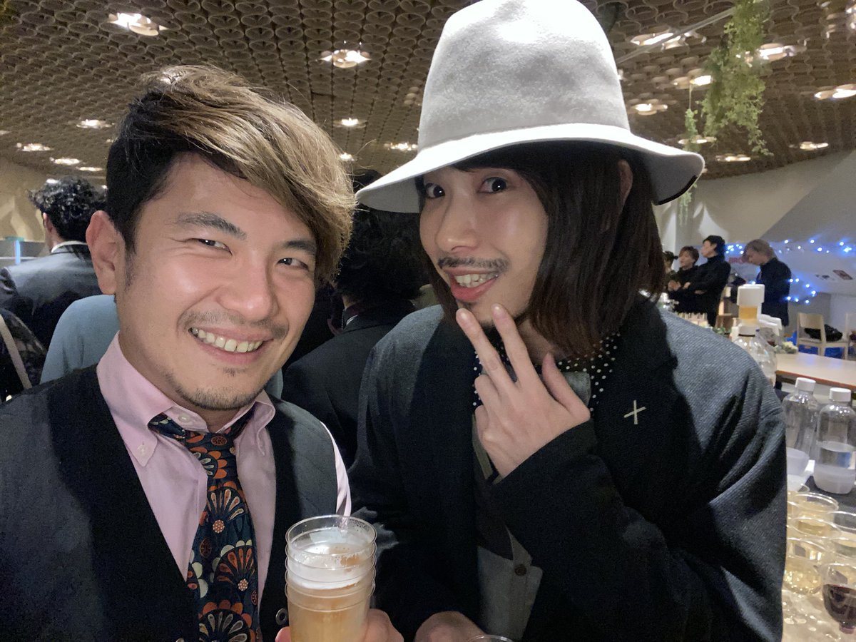 関谷友貴 Tomotaka Sekiya バークリー時代の戦友yoyoと再会 よく覚えてないけど10年ぶりくらいに会う Tri4th入る前にsoffetのサポートやらせてもらったり 実はyoyo The Pianomanの超初期メンバーだったりします 楽しかったー 関谷友貴 Tomotaka Sekiya バークリー時代の戦友yoyoと再会 よく覚えてないけど10年ぶりくらいに会う Tri4th入る前にsoffetのサポートやらせてもらったり 実はyoyo The Pianomanの超初期メンバーだったりします 楽しかったー