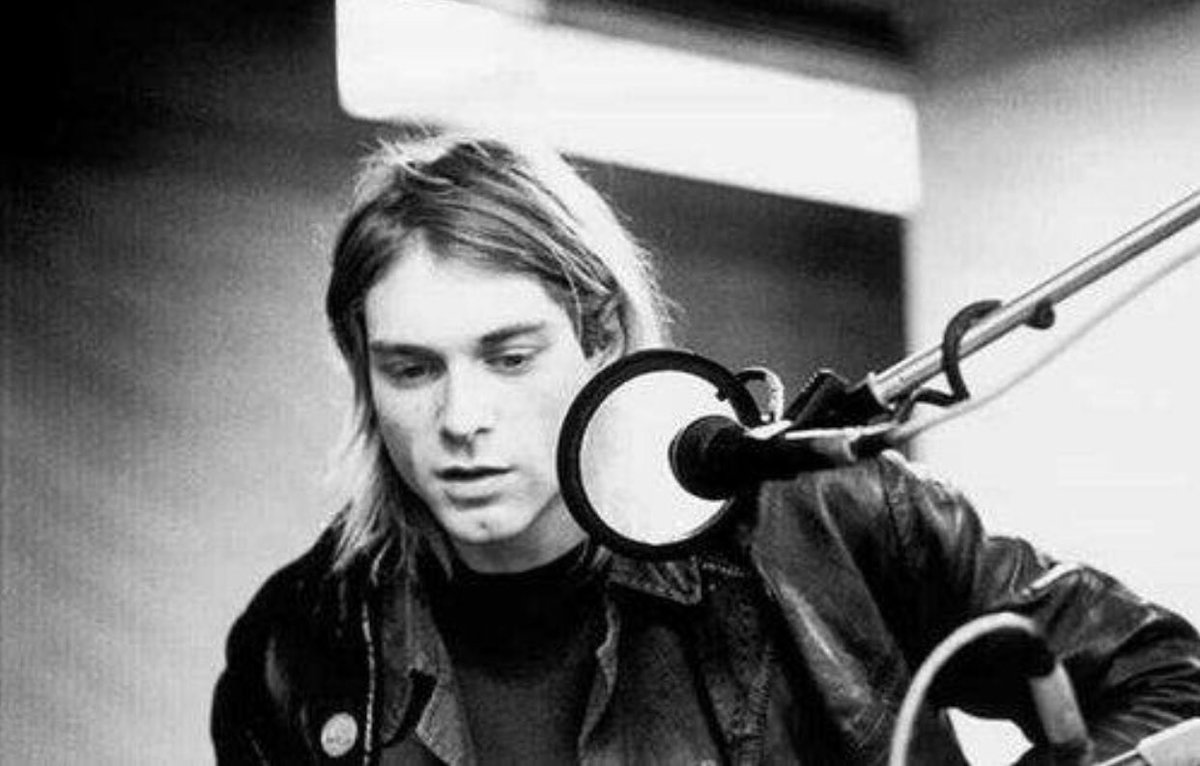 Kendrabray15's tweet photo. Happy birthday Kurt.🖤 https://t.co/LAuhOLq3IK
