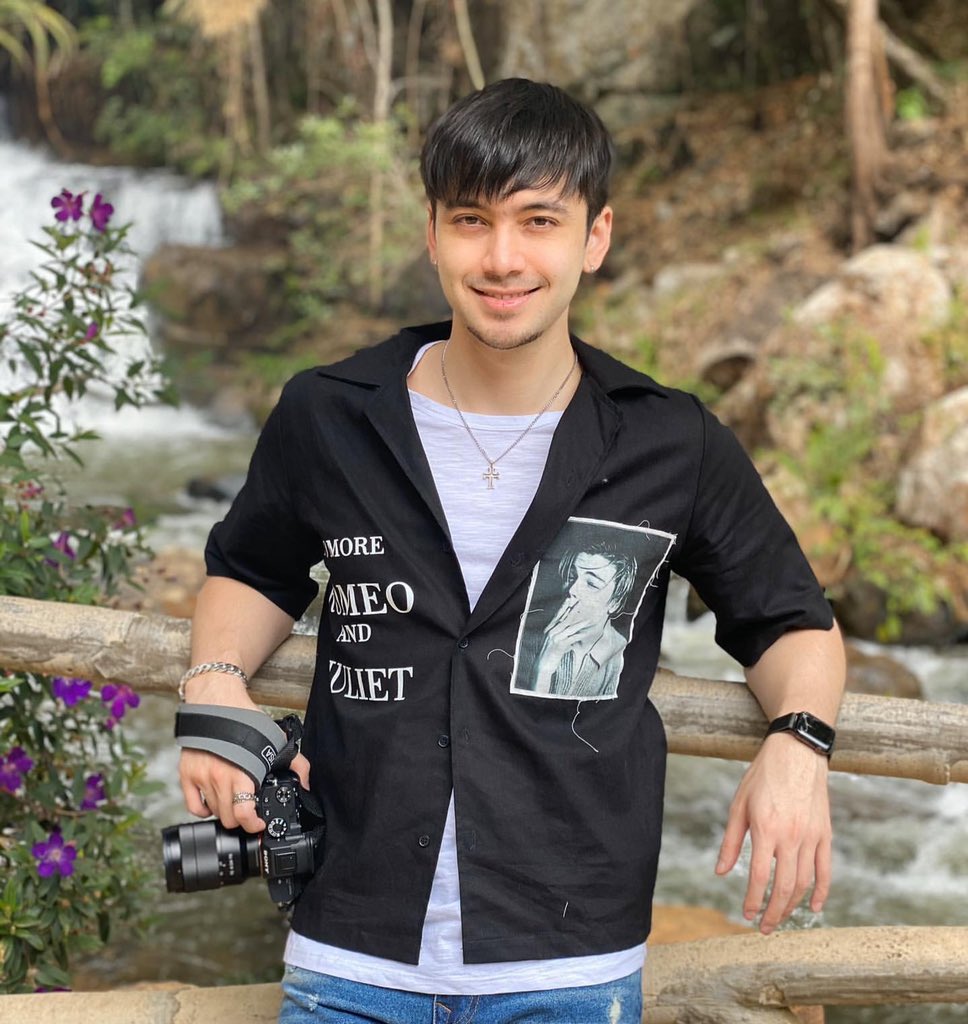 เบลอว่ารักแถบ 😬