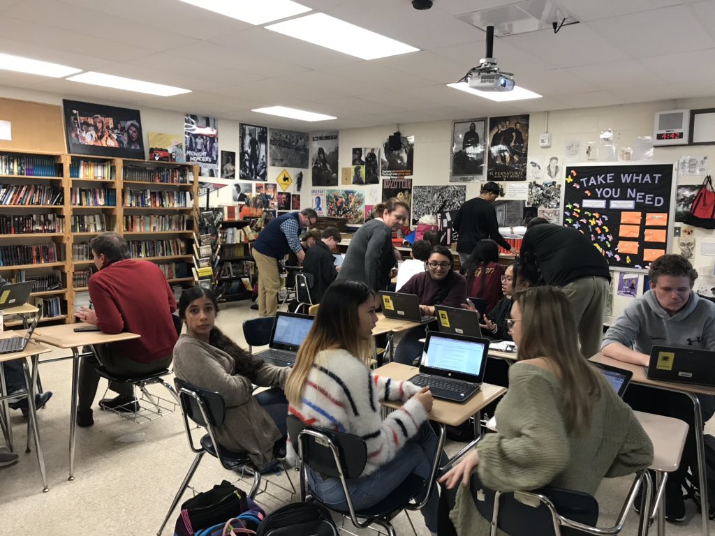 janus_dr's tweet photo. Pics of Mentor Night! @WillCook13 @OzzieAhl2 https://t.co/gA7ycYdPxH