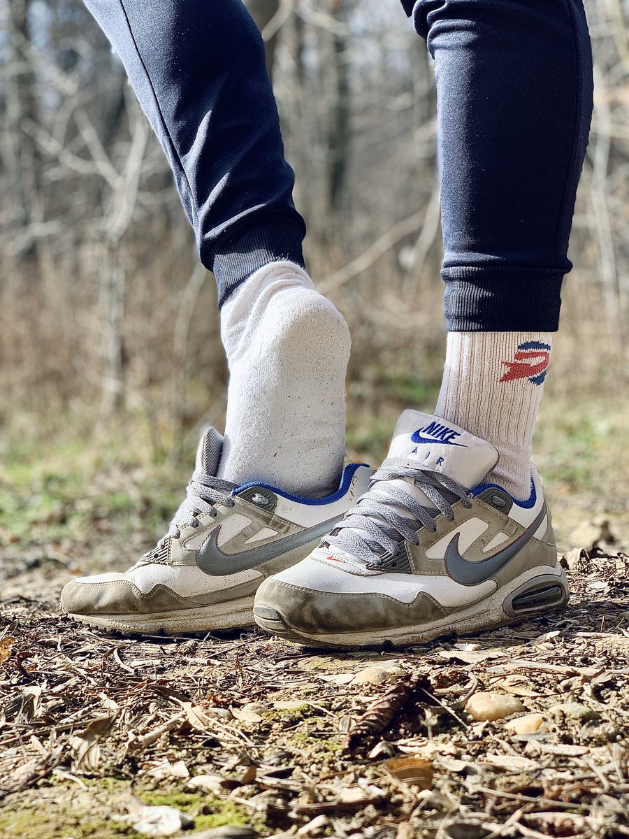 AirmaxSniffer's tweet photo. Take 👟 off and enjoy 🧦😈
—— #SniffAIR ——

#smellysocksfetish #smellysocks #airmaxcommand #scallylad #scallytrackies #gayscally #gay #gaycalves #trackielads #trackiefetish #scallyfetish #whitesocksfetish #airmaxfetish #sneakerhead #sniffmysocks #smellysneakers #sneakermaster https://t.co/98VuxDwrYR