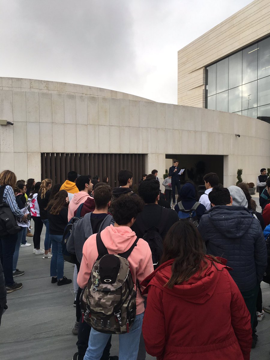 MrSwartScience's tweet photo. #FridaysForFuture @GretaThunberg #acsamman we don’t have school on Friday, but the Green Activist club organized their own walkout. https://t.co/HLOqIqdPm7