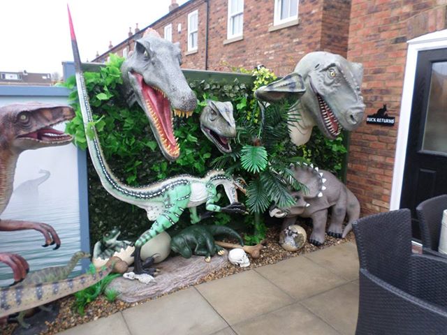 lifesizemodels's tweet photo. Whosaid our models are just for theme parks and attractions?! 
Check out Clive's collection! It has really grown over the years! 
#dino #dinosaurs #collection #lifesizemodels #jurassic #velociraptor #trex #model #jollyroger #theme #garden #decor https://t.co/F65WMvVHMN