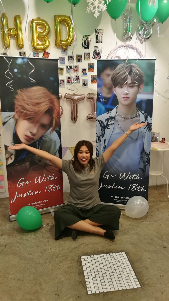 Aoranz's tweet photo. หม่ามี๊แวะมาหาตะหนูแล้วนะลูก ชื่นใจมากๆที่เห็นหนูเต็มไปหมดเลย เป็นเด็กน่ารักแล้วก็แสนซนของหม่ามี๊ตลอดไปเลยนะคะ รักหนู ❤
//เอาคัพสลีปปีที่แล้วมาด้วยเพราะปีที่แล้วไม่ได้ไป แง #GoWithJustin18th #Justin #HuangMinghao #จัสติน #黄明昊 https://t.co/52LfmxSuNe