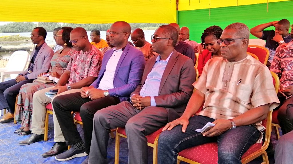 gouvbenin's tweet photo. Quelques images de la cérémonie d'inauguration des ouvrages d'extension du réseau d'eau potable de la SONEB de Djègbadji et Houakpè-Daho dans la commune de #Ouidah. #Gouvbenin #Wasexo #EauBenin https://t.co/FtN6TMNNxX