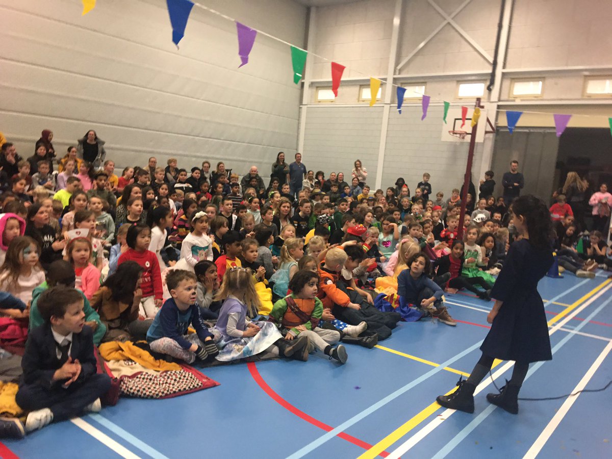 obsPortland's tweet image. En gewoon live zingen #talent #weetwiejebent #kenjetalent #talentenshow