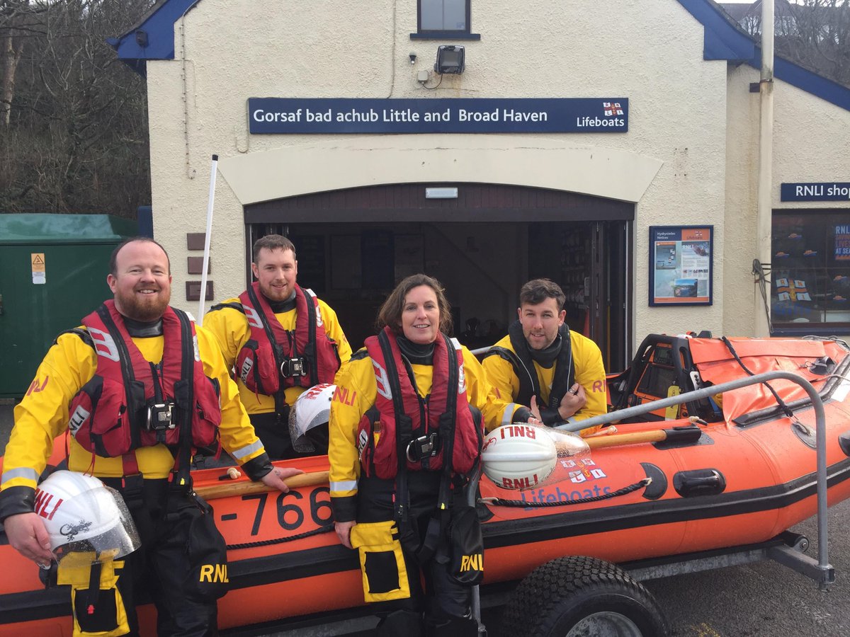 RNLI's tweet image. Tune in to @skytv One tonight from 10pm and catch @littlehavenrnli volunteer Viv on the @howardhour talking about how she has been #SavingLivesAtSea for 30 years. #RHGoodDeeds #RNLI