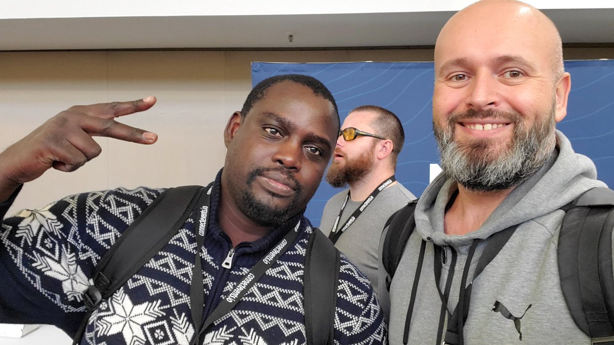 adyngom's tweet photo. With the master @beeman_nl and graciously photo bombed by @jeffbcross. Beeman is a beautiful human. Thank you for your kindness
#ngalt #devnexus https://t.co/rLjyPKCyWq