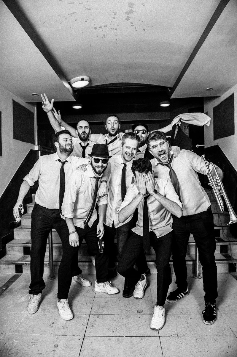 100% tour is going strong. Here's one from our sold out Brighton show. We play Cambridge tonight! See y'all there. Shouts to Daisy Honeybunn Photography for the pics!

Remaining tickets ----&gt; gentlemansdubclub.com/live
