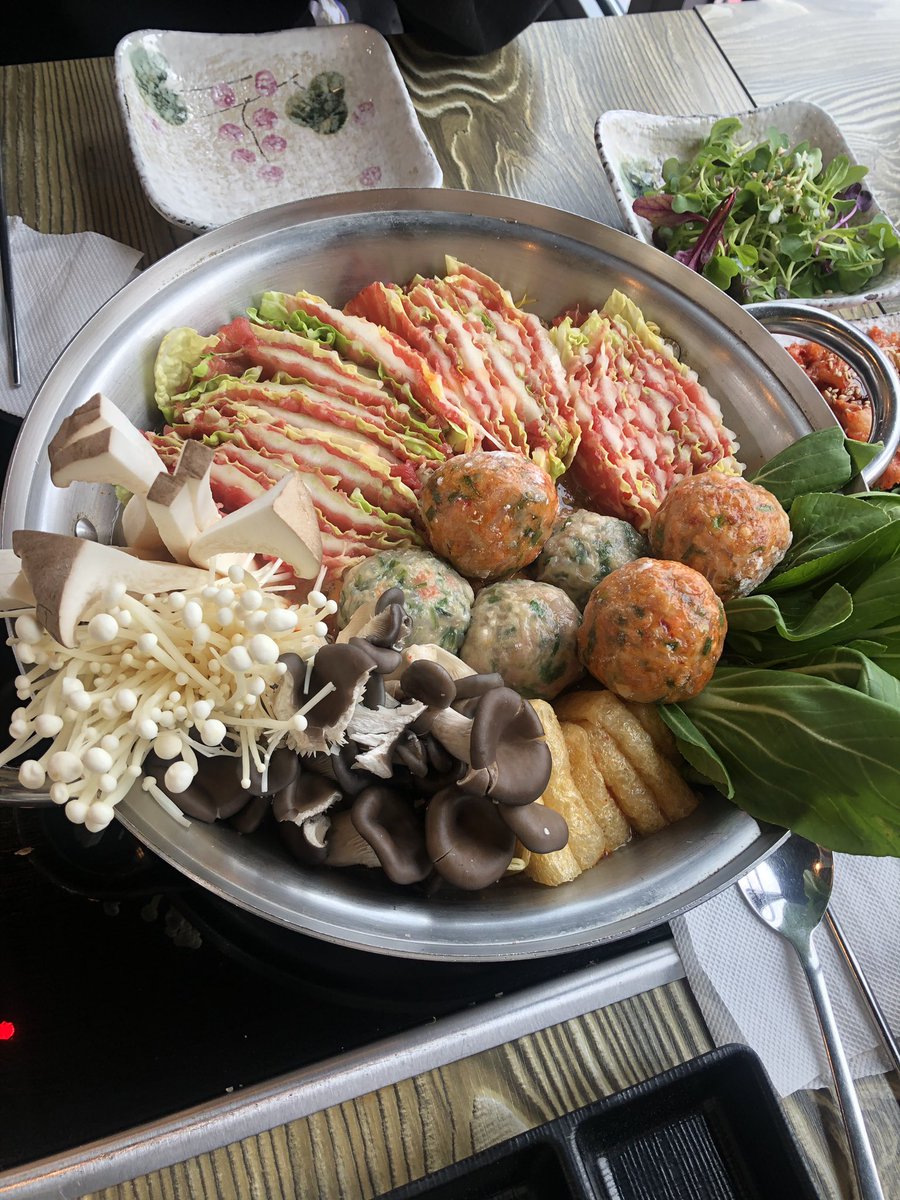 점심에 먹었던 나베 다시먹고싶다ㅠㅠ