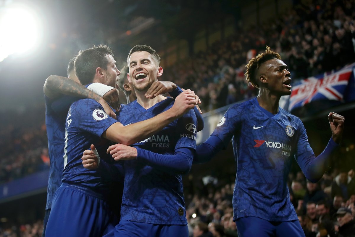 MirrorFootball's tweet photo. #WIN a pair of VIP tickets to Bayern Munich vs Chelsea at the Allianz Arena on March 18, 2020 - with 2 nights at a 5-star hotel, dinner, breakfast, a city tour and return flights courtesy of Hyundai!

Just RT, tag the person you'd take with you and use #ForTheFans to enter! https://t.co/oGqNfSDYoD