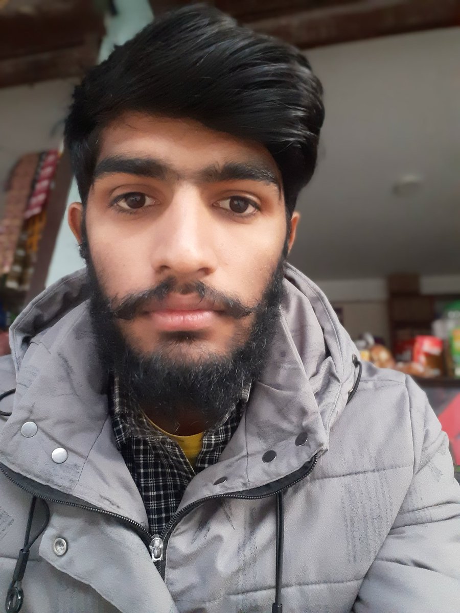 TRpant56's tweet photo. गलत कैलै कसैको गरेको छैन। ।।सही कैलै हुन सकिन।।।यसमै रमाउन सिक्दै छु।।।।
#idiot 
#Nomorehashtag 😎😎😎 https://t.co/Tyo3dFmXU5