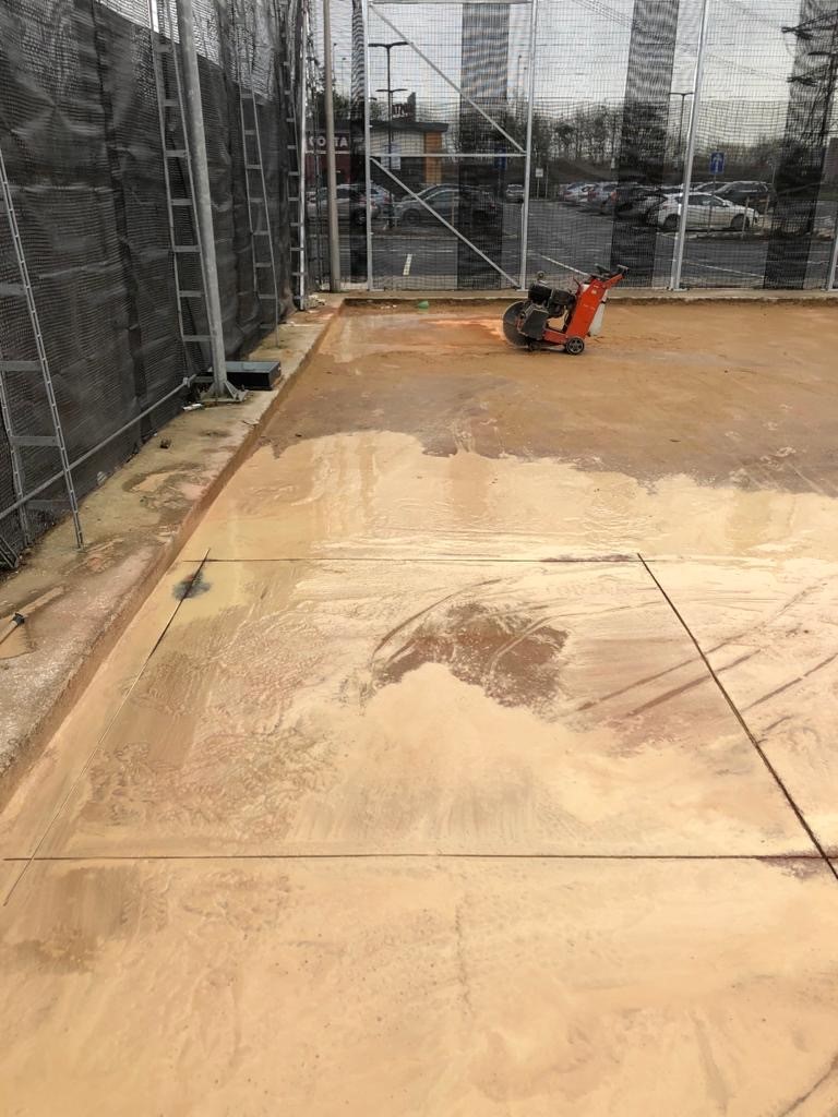 Works commenced at the new B&amp;Q Oxford on behalf of HB Projects Ltd. Removal of block paving completed along with the  installation of the pad foundations for the steel canopy frames. Works now underway to remove resin bond surface all in preparation for a mass concrete pour.
