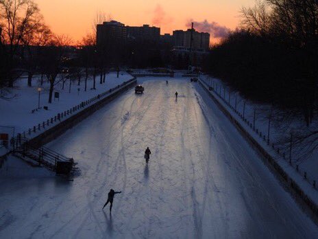 RedTheDancingV1's tweet photo. Reds up with the sun for another skate... ya gotta start early for the 1000km . Get out and enjoy it. #rideaucanalskateway #rideaucanalottawa #rideau #canal #iceskating #ice #skating #redthedancingviking #red #redhair #dancing #vikings #vikingstyle #vikingbeard https://t.co/eCRmgEiL5I