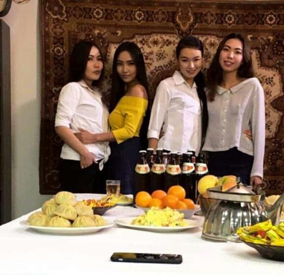 1980 -аад оны охидууд ...
Алдааг олоорой!