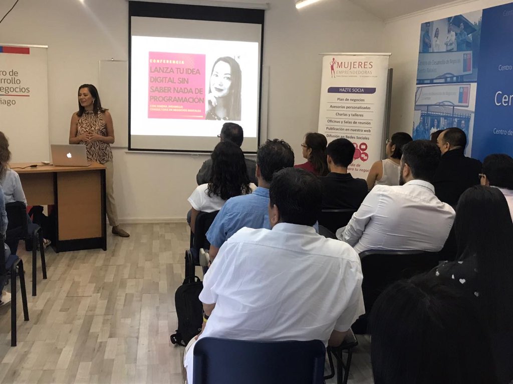 Mujeres_Chile's tweet image. En estos momentos sala de capacitación llena en la charla “Lanza tu idea de negocios sin saber nade de programación” junto a @Sercotec_Chile y a @ximeonline_  gracias por la convocatoria y a seguir trabajando por el emprendimiento #digitalizate #nocode #sinprogramar