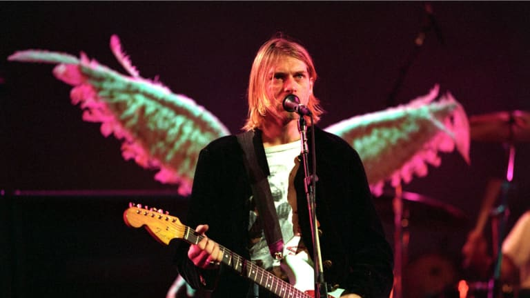crockpics's tweet photo. Kurt Cobain was born this day in 1967 in Aberdeen, WA. https://t.co/toTCmBXv73