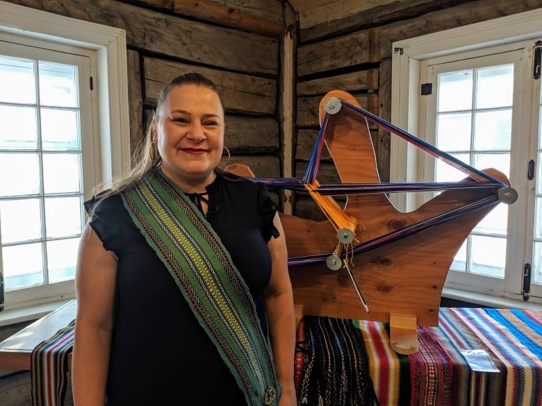 NWAC_CA's tweet photo. The Métis sash is a beautiful woven belt worn in special gatherings and events. In Michif, the sash is known as "aen saenchur flayshii."
To learn about the sash's history, practical uses, colours, and more, visit https://t.co/05cLXsfEvB #MetisSash https://t.co/PeaXV5mLe7