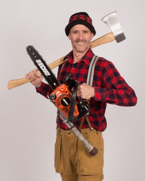 On March 14 & 15, Sugar Shack TO, presented by @redpath_sugar is bringing a lumberjack show to Toronto's waterfront. Join us at Sugar Beach for a true Canadian display, by Tim Burr, Circus Lumberjack! For more information, visit buff.ly/2Bu11Ka