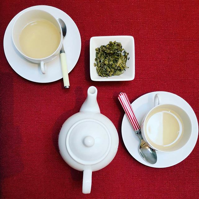 The_des_Muses's tweet photo. Partager un thé, multiplier le plaisir ☺️
.
.
.
#thé #partage #momentsimple
🍵🌱
.
.
.
#thedesmuses #strasbourg #strasgram #igerstrasbourg #igstrasbourg #monalsace #tea #instatea #tealovers #métierthé #comptoirdethés #teaofInstagram #teaaddict https://t.co/a2OAgYLesz https://t.co/CPkF97hErK