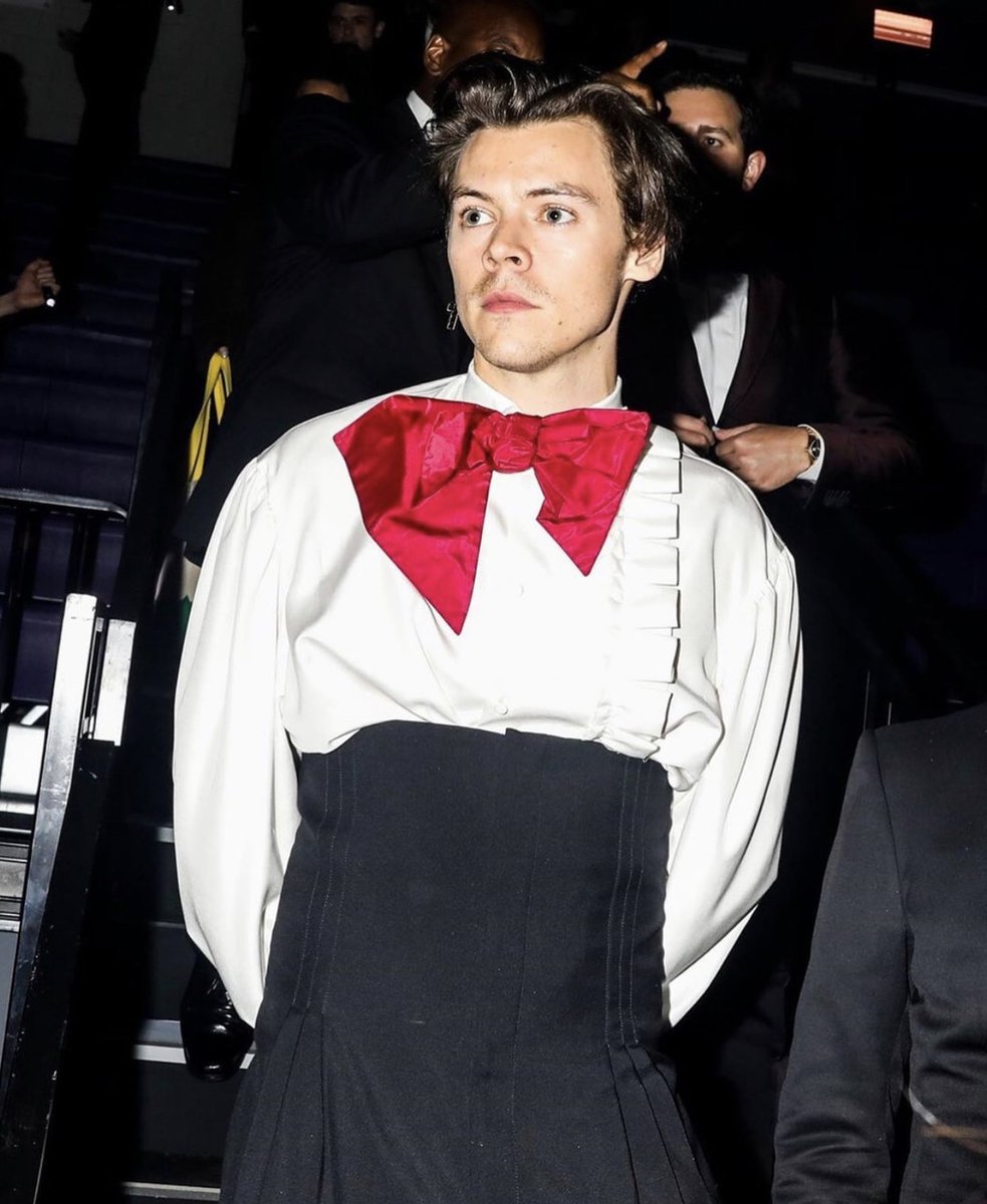 kendrawcandraw's tweet photo. I gave it some thought and the answer is... Harry Styles. I'm a fool. It's always been Harry Styles https://t.co/Hli3WKioUb