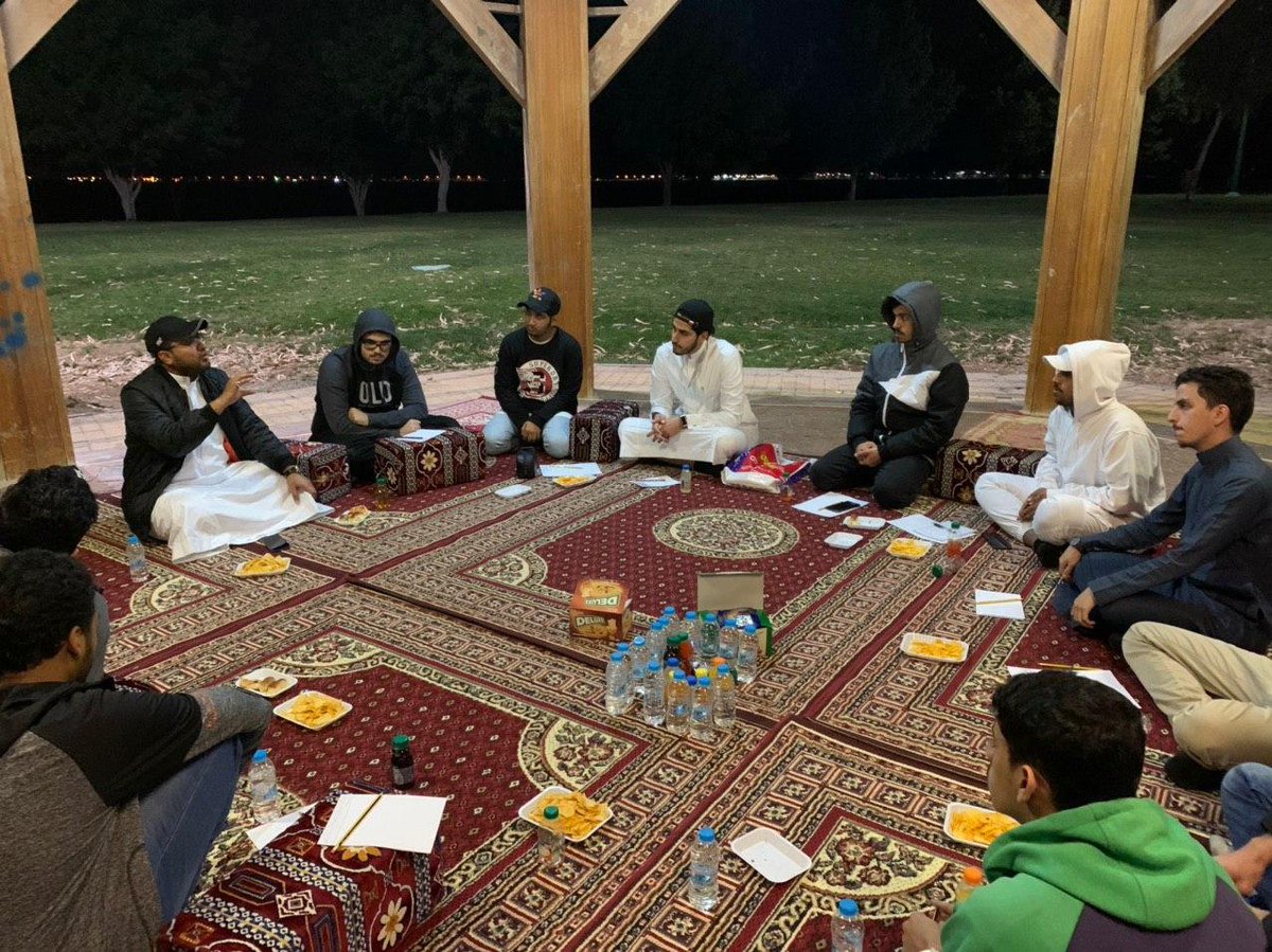 صور من لقاء #القوة_الشخصية من مشروع سُفراء عُمّار في يوم الأربعاء الموافق 1441/6/18 هـ بتقديم المهندس/ إياد خياط 
<a href="/Eyadhayyat/">Eyad khayyat،PMP®</a>

#طريق_العودة_إلى_الذات
#عمارة_الإنسان_هندسة_للحياة