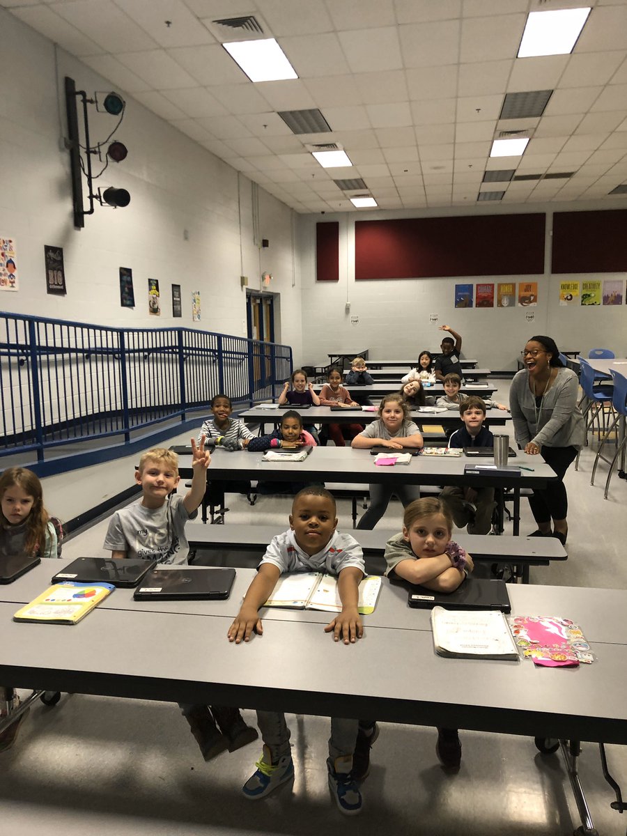 chandlarsmith18's tweet photo. Practice makes perfect right?! Getting ready for ACAP this morning with Mrs. Key and Mrs. Porter! @HooverSchools #ACAP https://t.co/8sHeFY6DSr