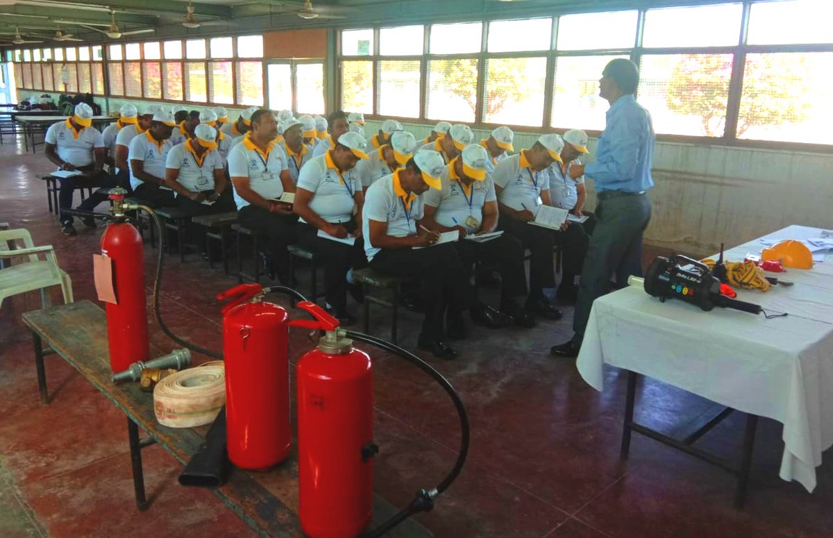 MEPSCindia's tweet photo. #RPL2 batch training organised at Visakhapatnam for Security Guards of Aries Security Agency. See the young brigade in action in the images below.

#skills4all #abkskillskibari #PMKVY #ISupportSkillIndia https://t.co/aGbuO59PyM