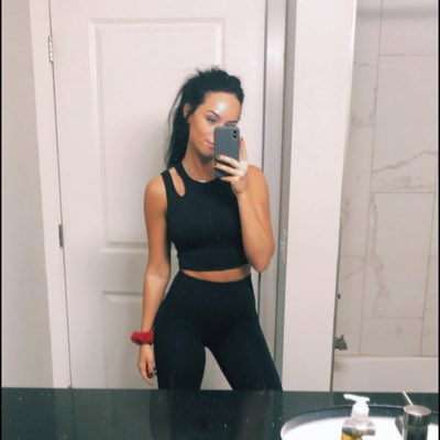 RealIySteph's tweet image. #NewProfilePic