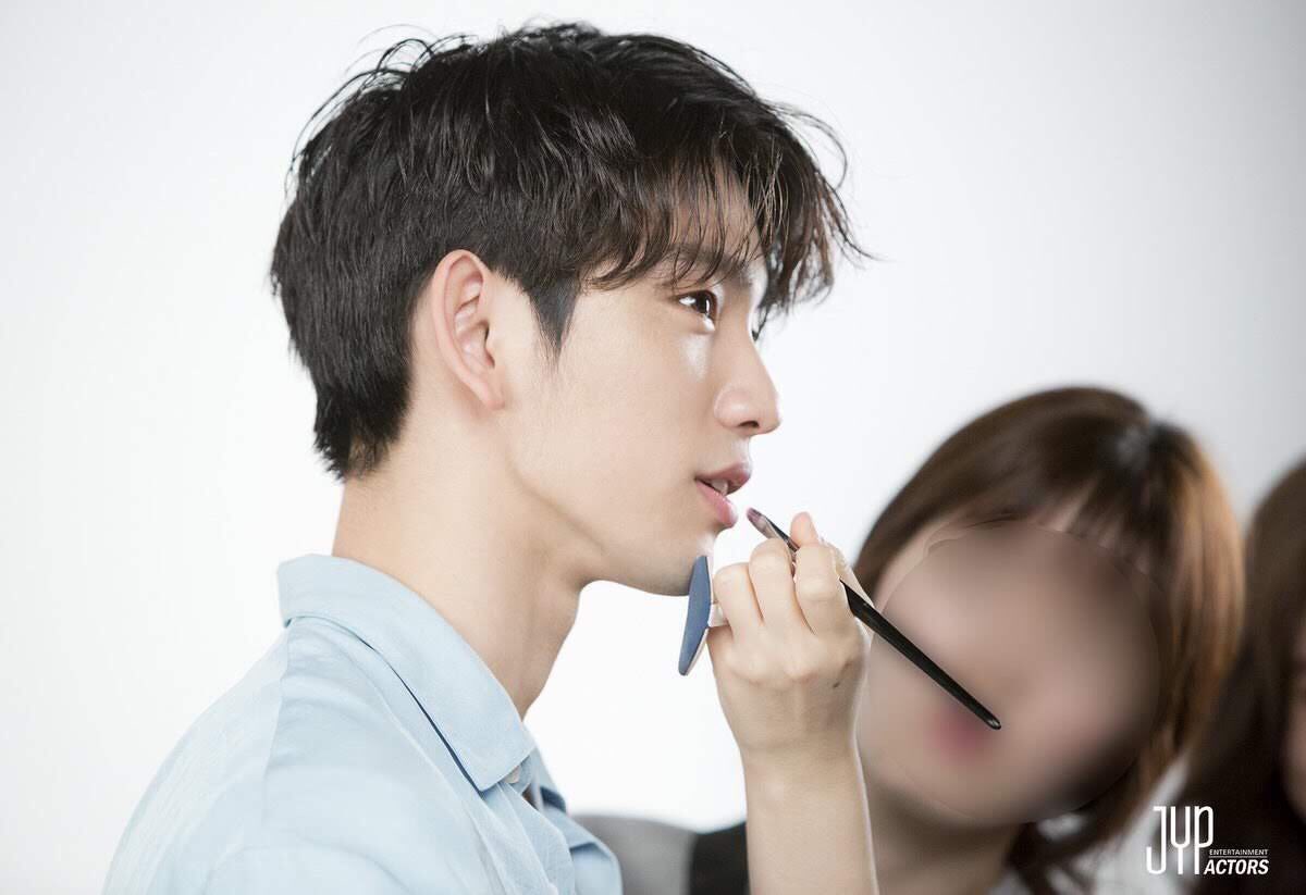 _youngnyoung's tweet photo. ただ私の好きな画像、動画を載せる保存用ツイート🕺↓
#GOT7 #jinyoung https://t.co/6lOZXQKn6c