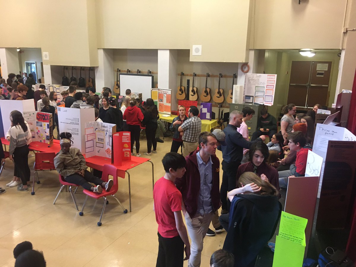 angedawetweets's tweet photo. It’s a beehive of financial literacy! #twokam #financefair #skillsforlife https://t.co/Ed4uJoSRWr