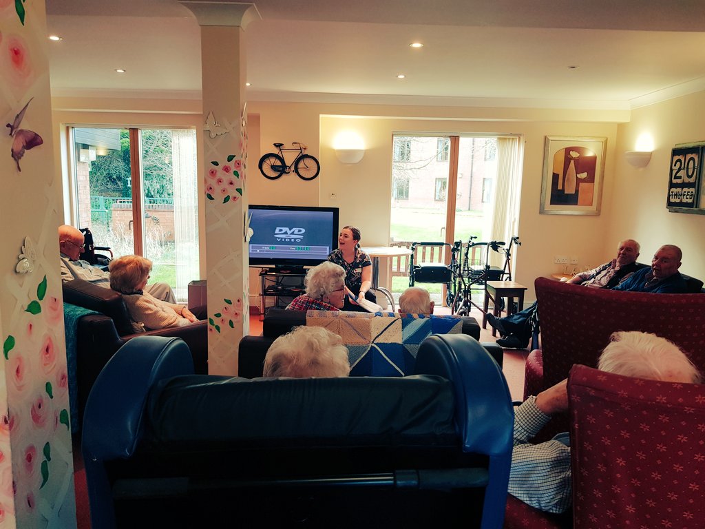 LDeputies's tweet photo. Lister song birds in full tune! Lifting all our spirits on a grumpy February grey day. Gorgeousness. #RBL #listerhouse#nurses#socialcare#ilovemyjob https://t.co/d5iMAGnqXn